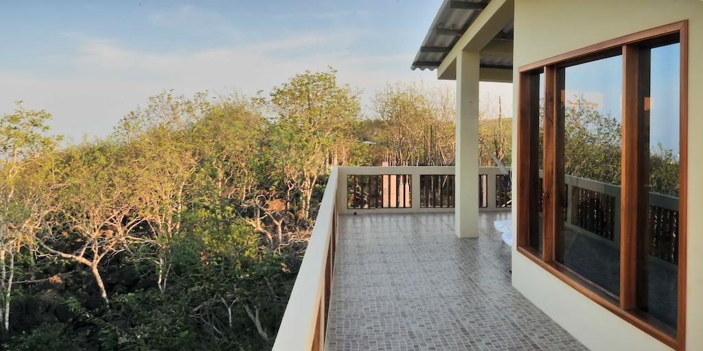 The Galeodan Suites Puerto Baquerizo Moreno Quarto foto