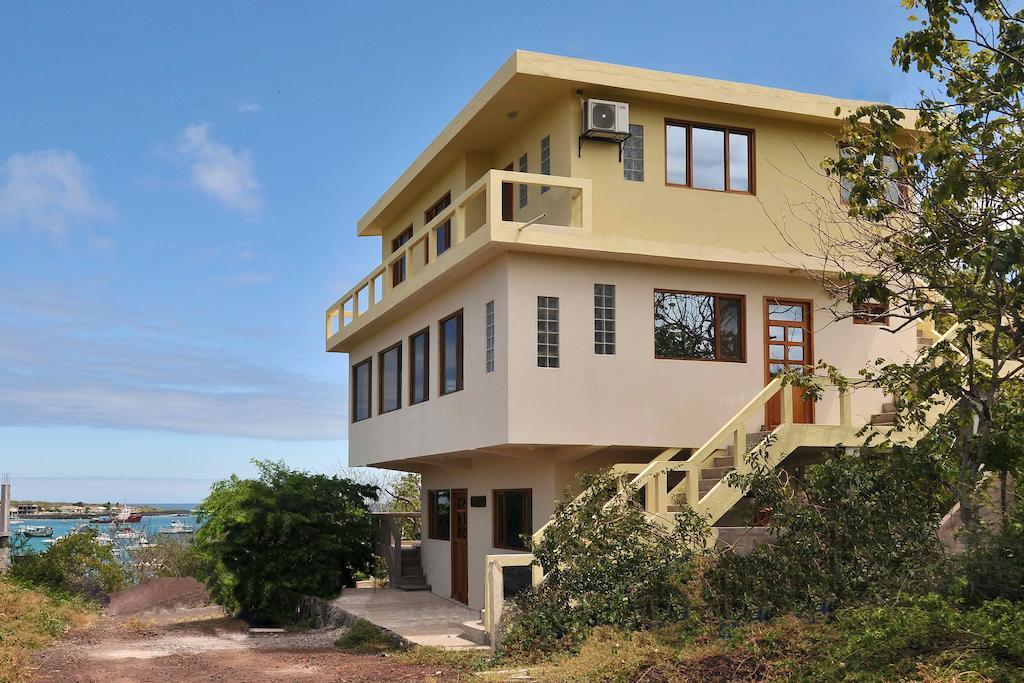 The Galeodan Suites Puerto Baquerizo Moreno Quarto foto